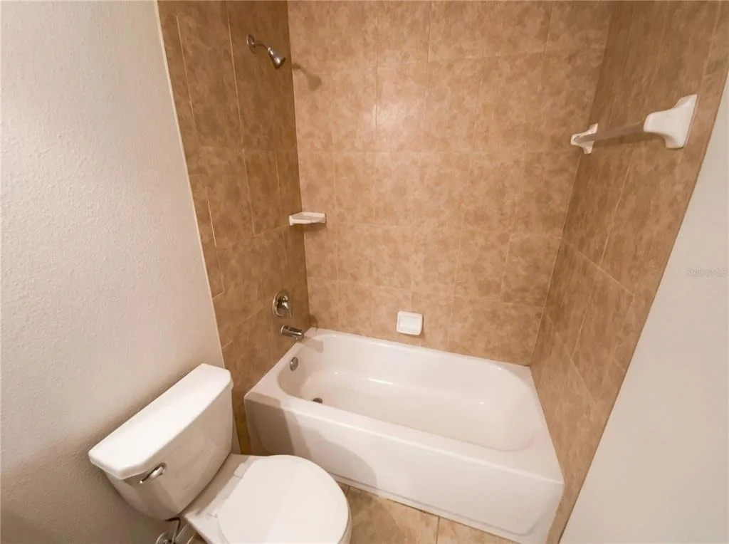 Photo of 11275 LINDEN DRIVE