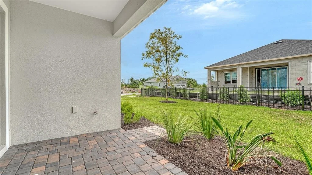 Photo of 10005 POWELL AVENUE
