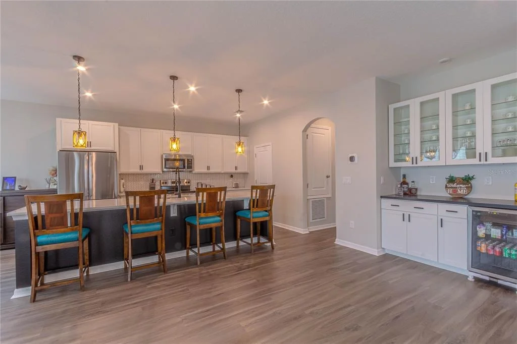 Photo of 1261 LONE PALM WAY