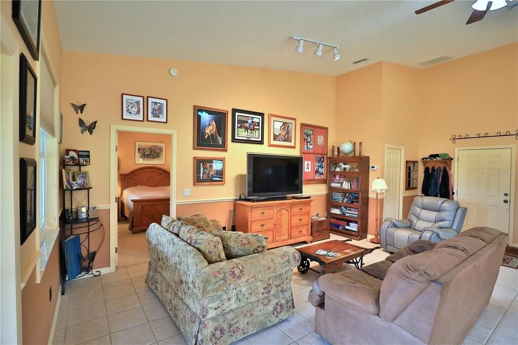 Photo of 9549 NW 80TH AVENUE
