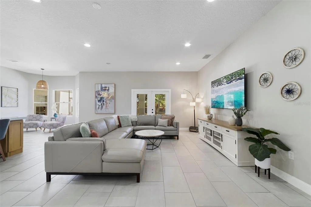 Photo of 1401 HIDDEN OAKS BEND
