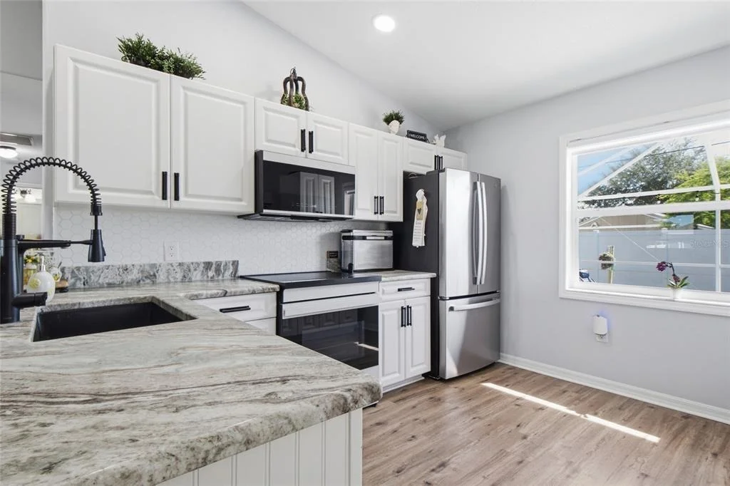 Photo of 5295 DREW ROAD