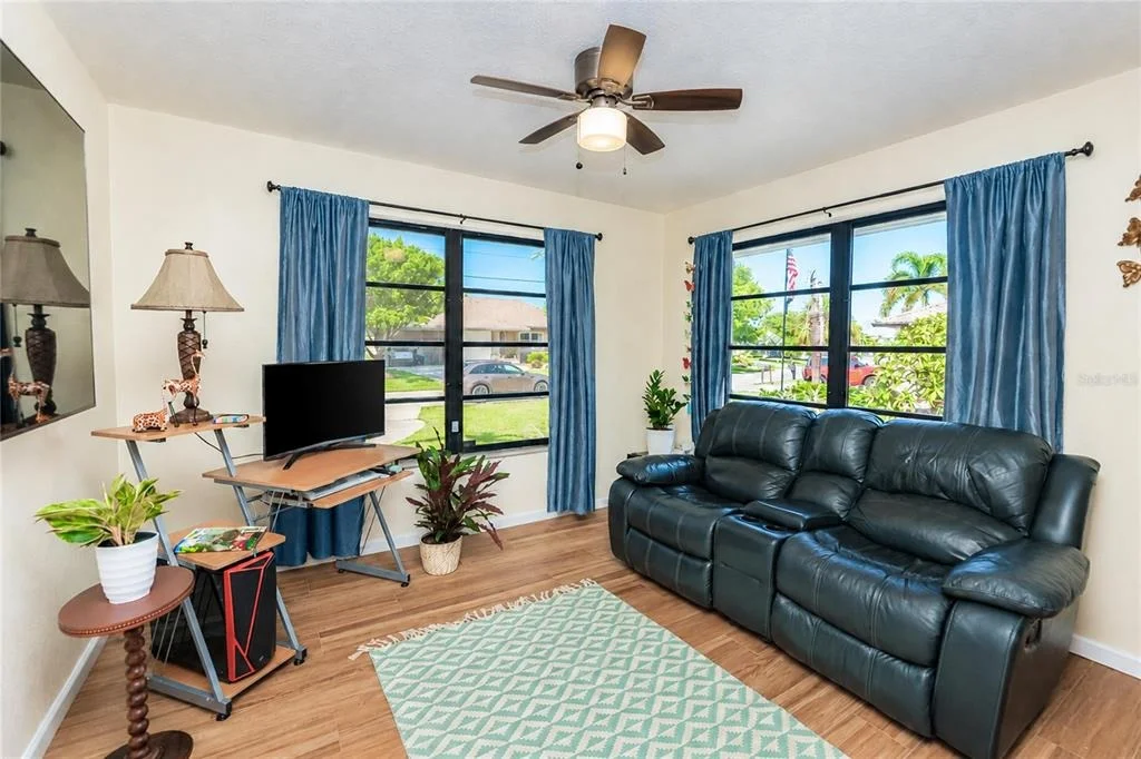 Photo of 3836 BORDEAUX DRIVE
