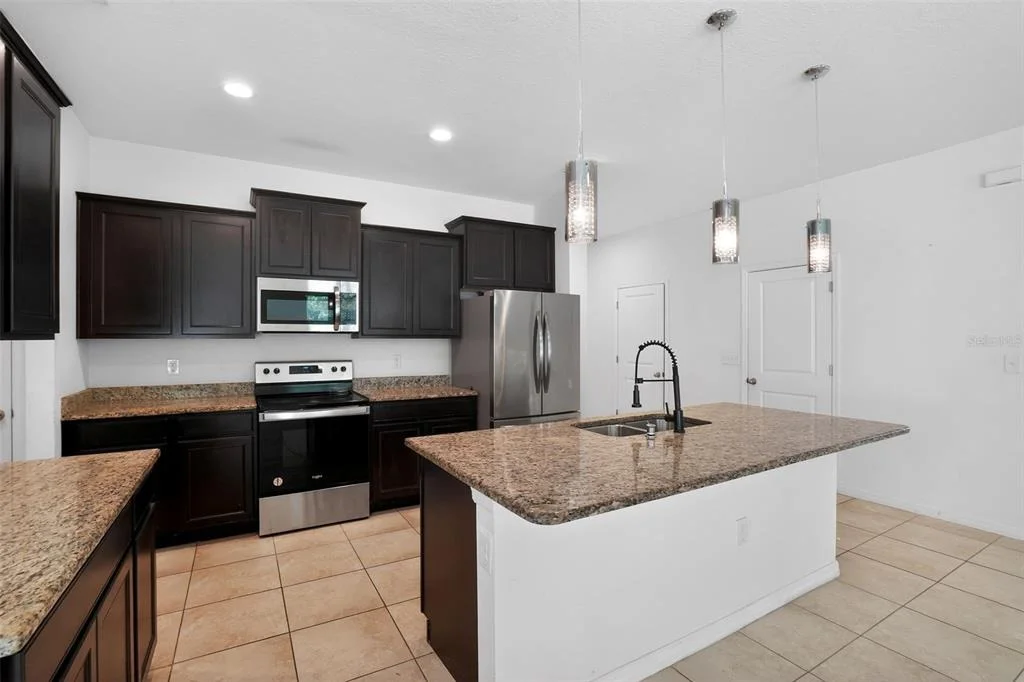 Photo of 11406 WARREN OAKS PLACE