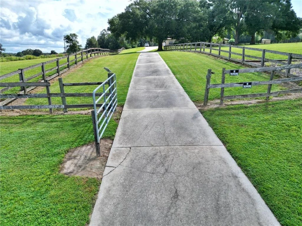 Photo of 17210 PARRISH GROVE ROAD