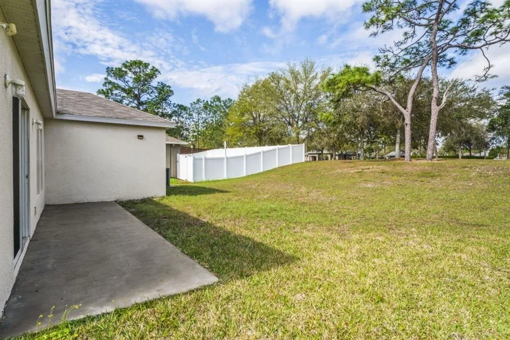 Photo of 571 OLD WINDSOR WAY