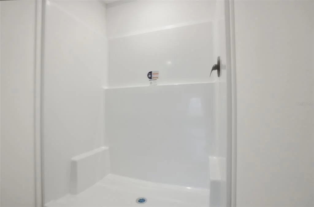 Photo of 9533 ROUND LAKE DRIVE