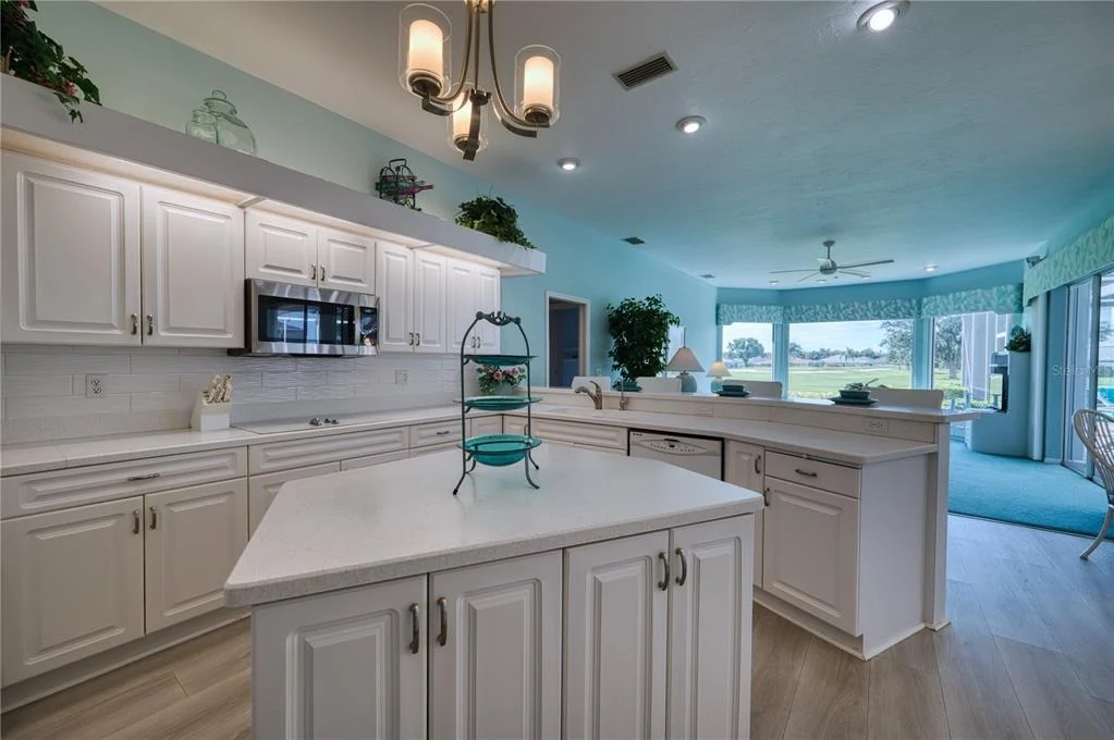Photo of 6802 DREWRYS BLUFF
