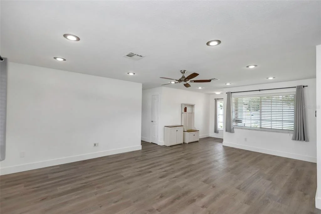 Photo of 1071 SUEMAR ROAD