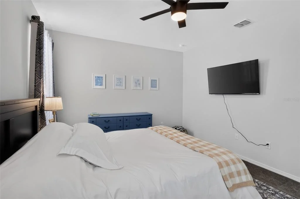 Photo of 5616 BEGGS ROAD