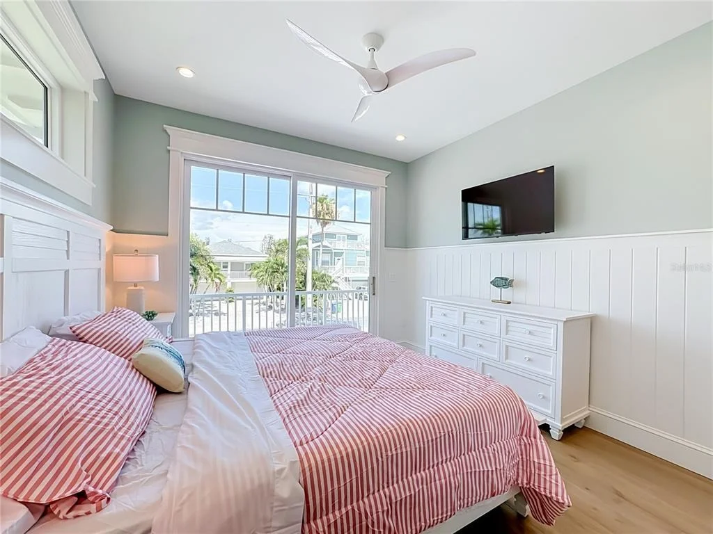 Photo of 2918 GULF DRIVE