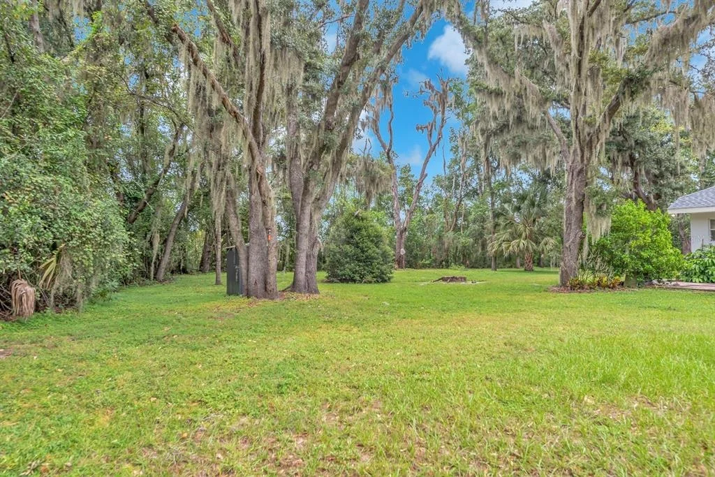 Photo of 6034 HAMMOCK HILL AVENUE