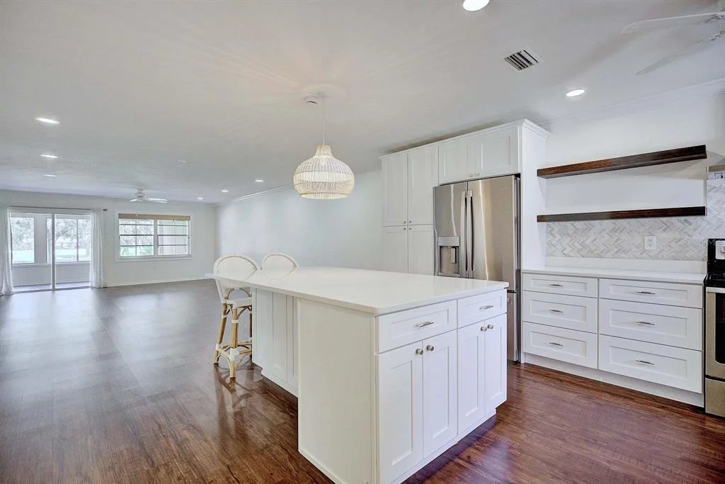 Photo of 3855 RODEO DRIVE