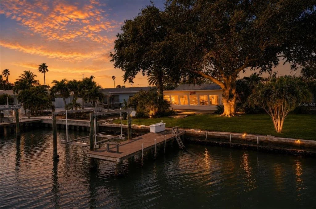 Photo of 541 LILLIAN DRIVE