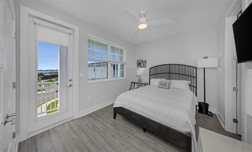 Photo of 4375 MARINA VIEW WAY