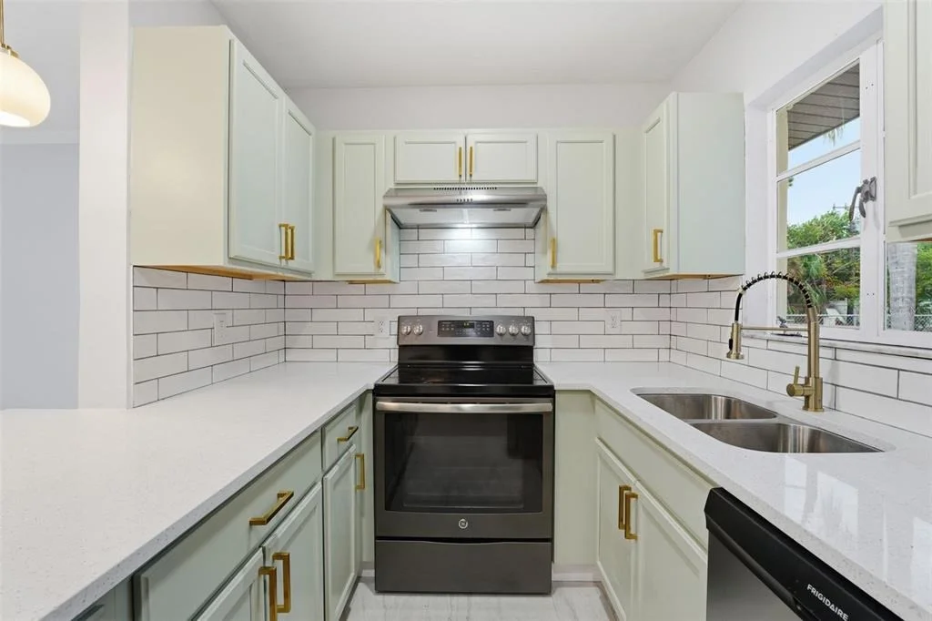Photo of 808 GUILD DRIVE