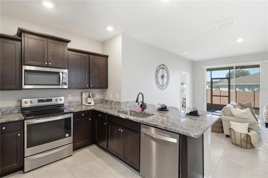 Photo of 5541 NW 40TH LOOP