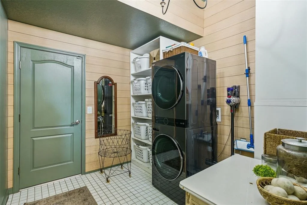 Photo of 11325 HIDDEN VALLEY LANE