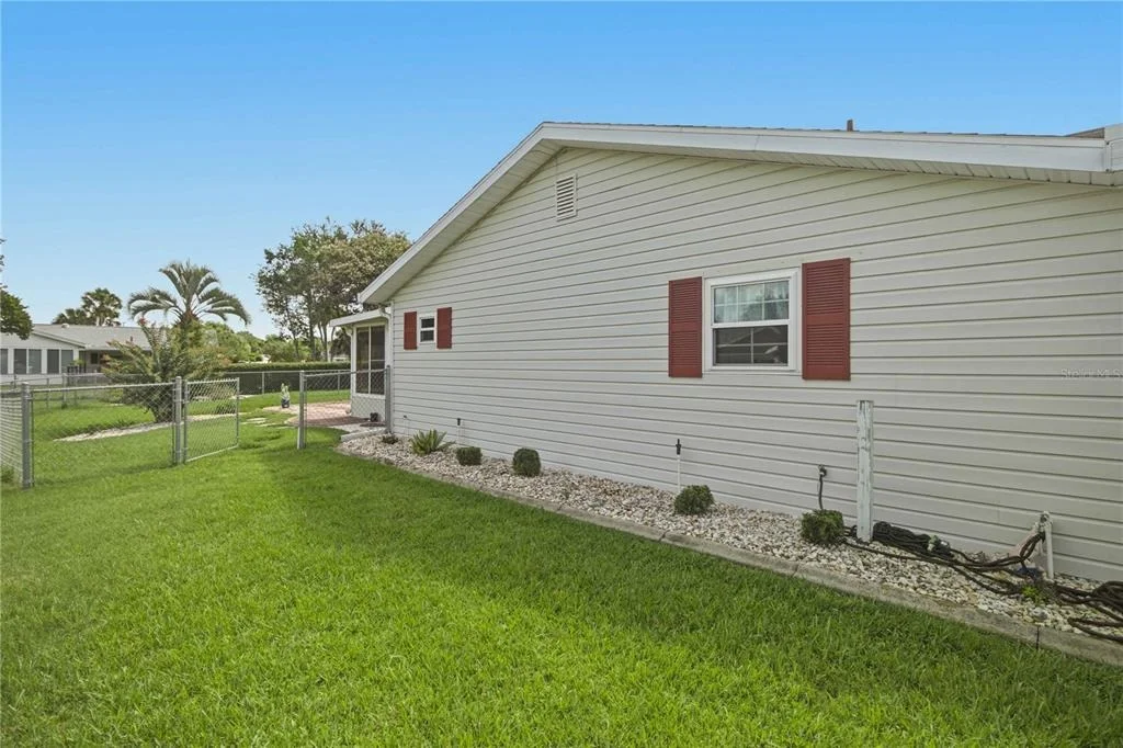 Photo of 17676 SE 102ND CIRCLE