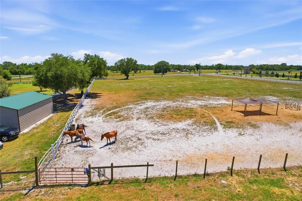 Photo of 15470 STATE ROAD 62