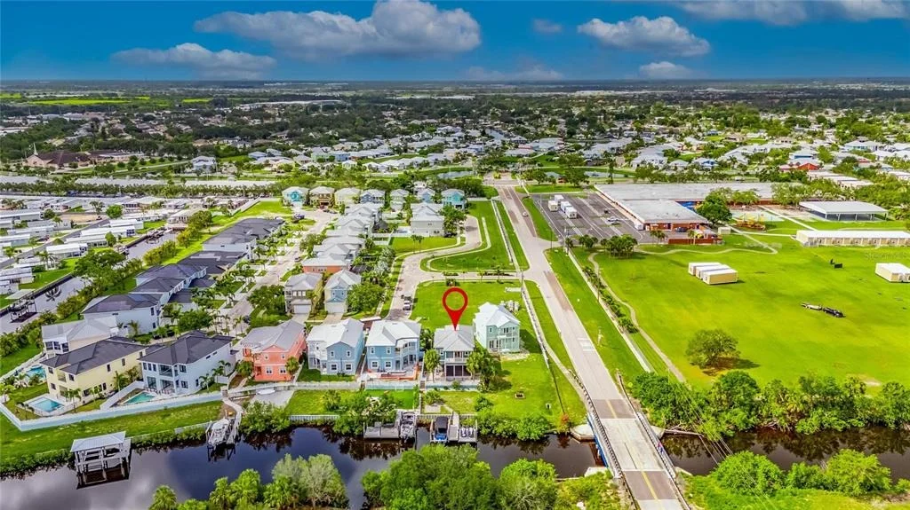 Photo of 6512 SIMONE SHORES CIRCLE