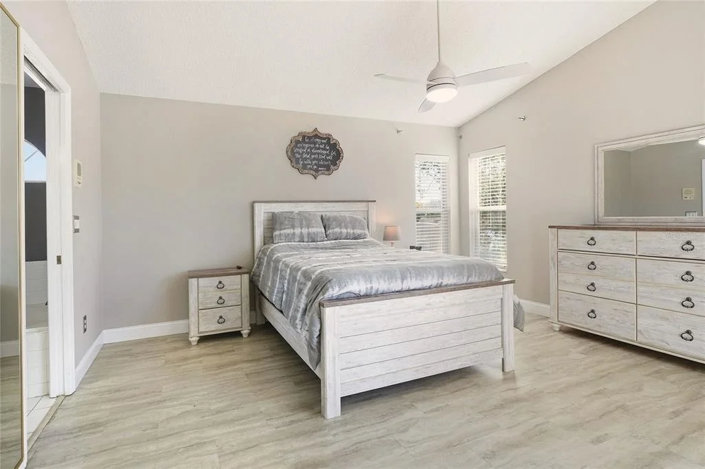 Photo of 412 EMERALD COVE LOOP