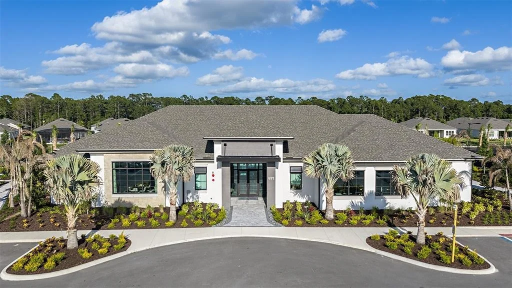 Photo of 936 ARBOR GREEN TRAIL