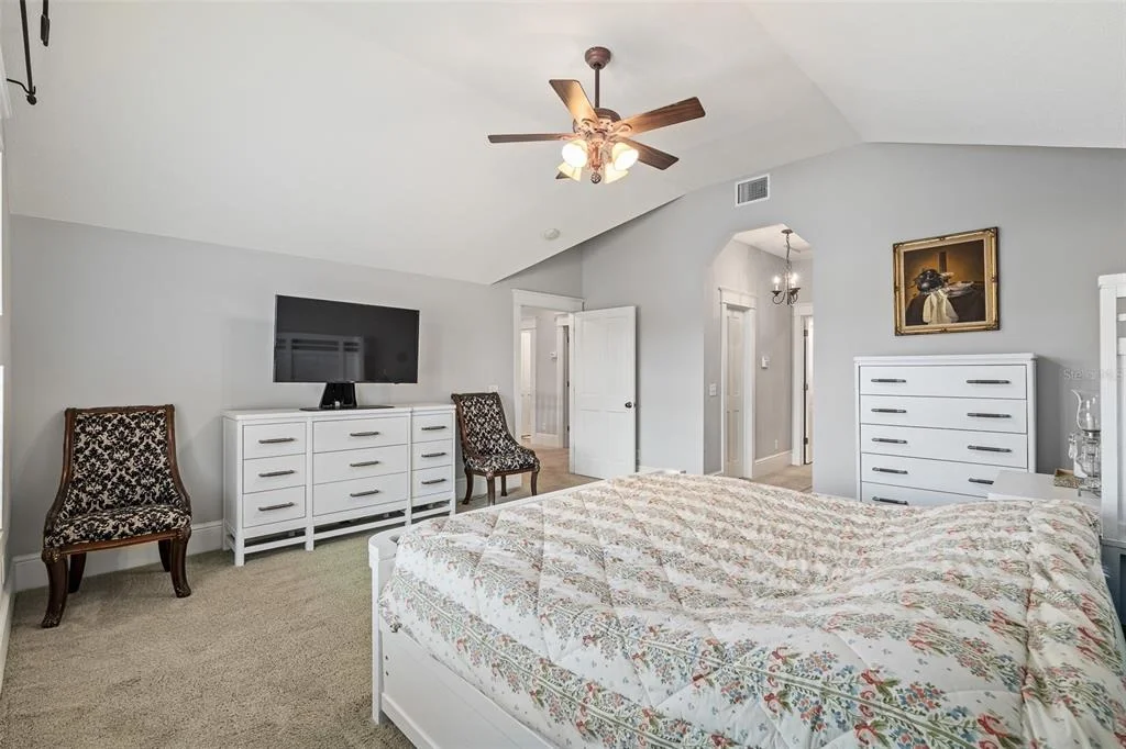 Photo of 2 HICKORY LANE