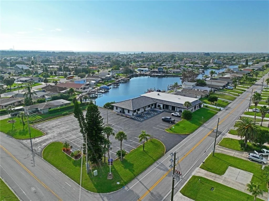 Photo of 4933 SHELL STREAM BOULEVARD