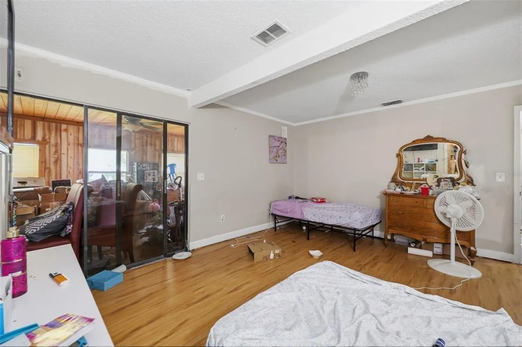 Photo of 15499 OAKCREST CIRCLE