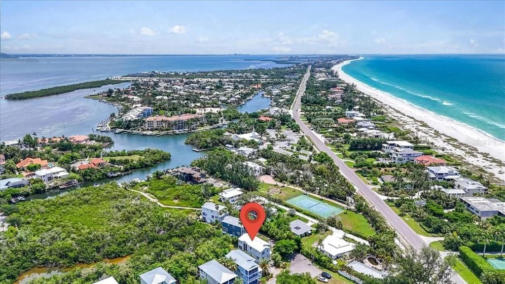Photo of 6330 LAGUNA DRIVE