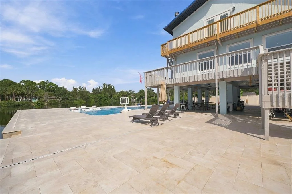 Photo of 14523 BARLOW LANE