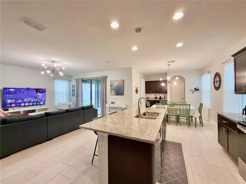 Photo of 17098 WATER SPRING BOULEVARD