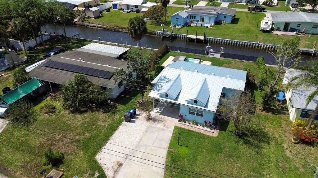 Photo of 607 MANATEE AVENUE