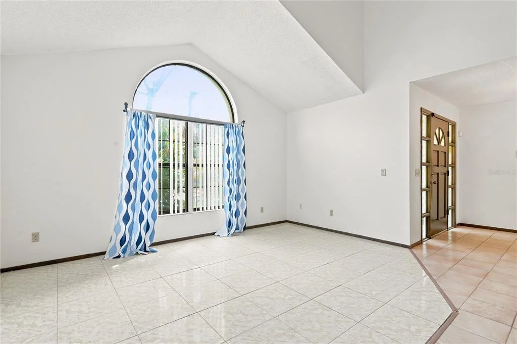 Photo of 1469 MONA DRIVE