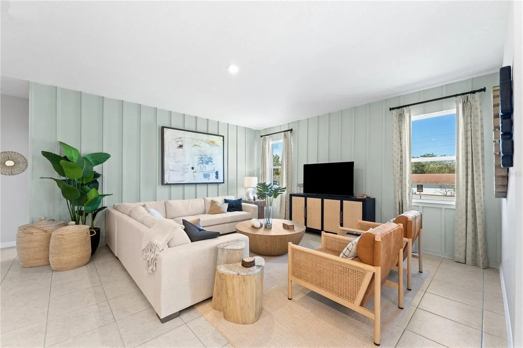 Photo of 846 PEBBLE CREST LANE