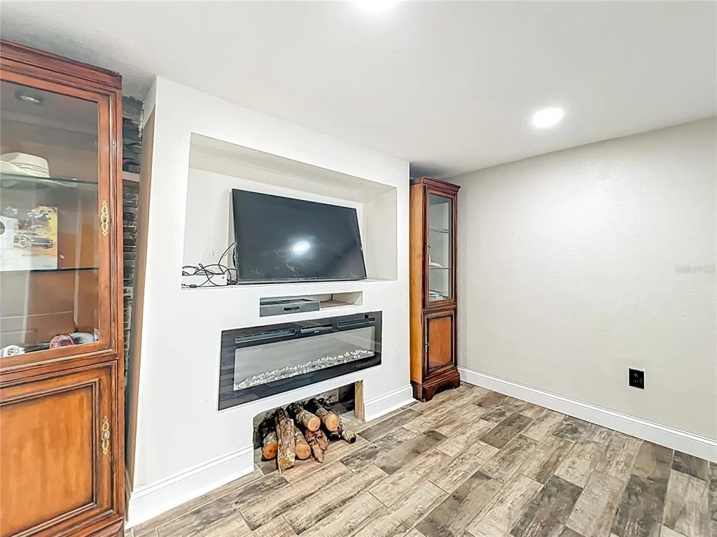 Photo of 638 NW 6TH TERRACE