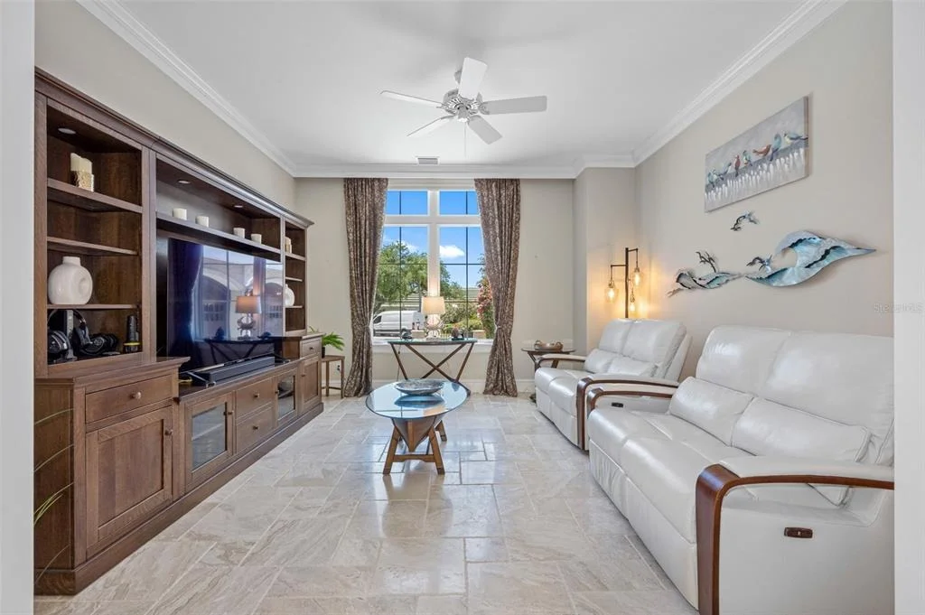 Photo of 487 MEADOW LARK DR