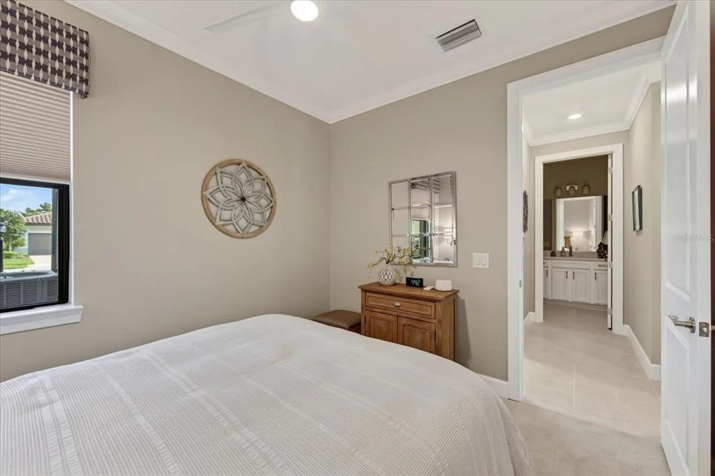 Photo of 7653 SUMMERLAND COVE