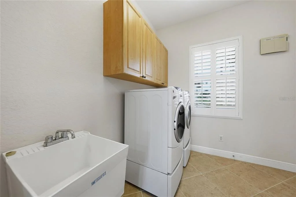 Photo of 534 CANAL WAY