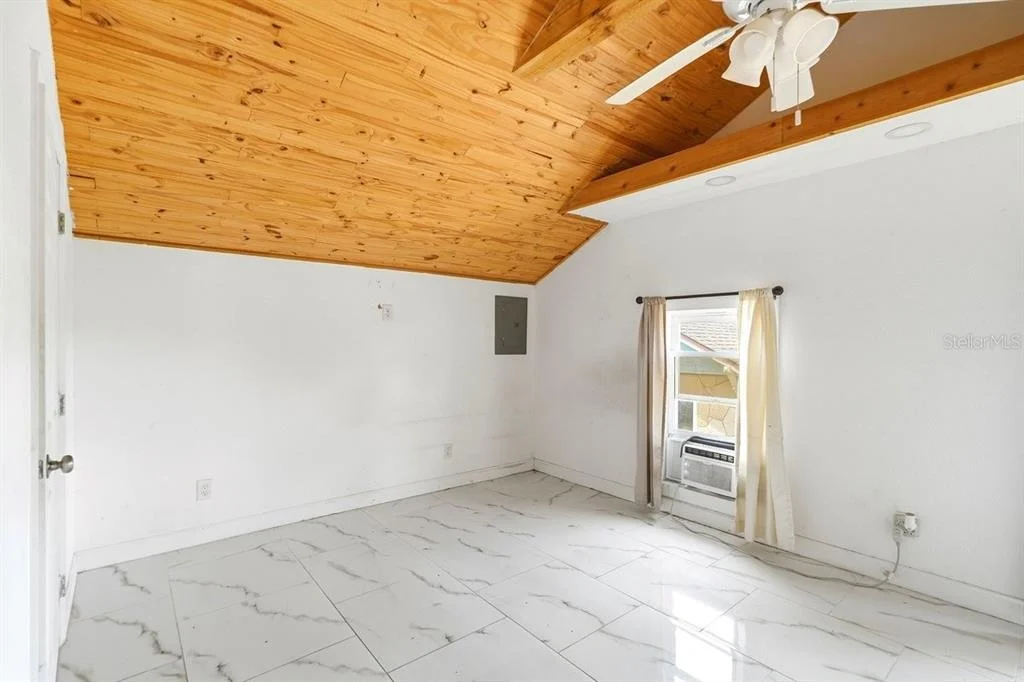 Photo of 5202 RIVERSIDE DRIVE