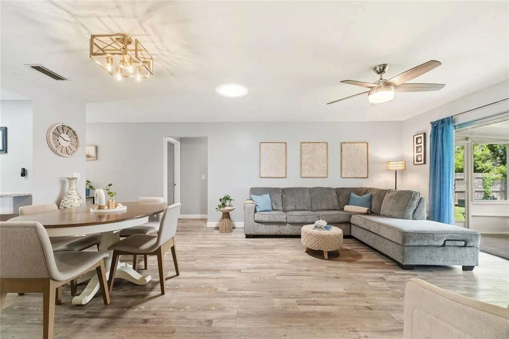 Photo of 38 LAUREL OAKS CIRCLE