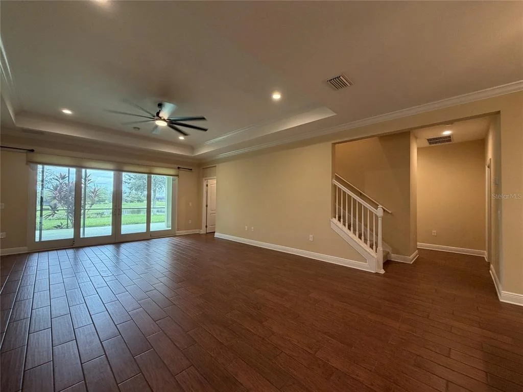 Photo of 1121 THORNBURY DRIVE