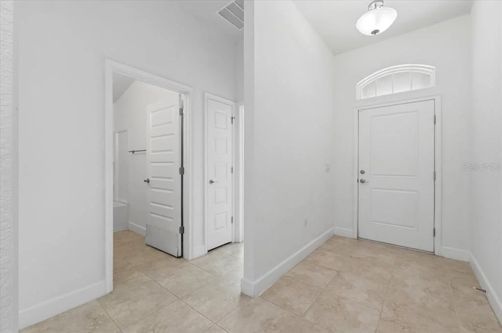 Photo of 851 VIENNA DRIVE
