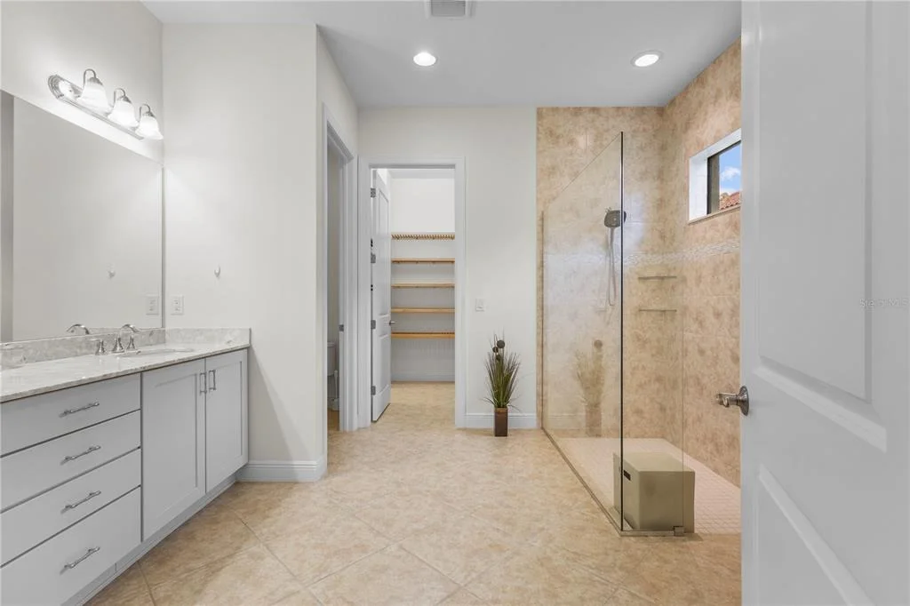 Photo of 24252 GALLBERRY DRIVE