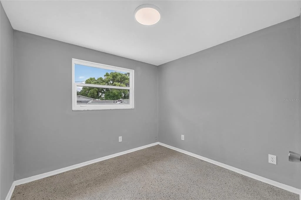 Photo of 506 SHAMROCK ROAD
