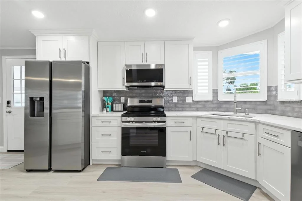 Photo of 38 PLUMOSA DRIVE