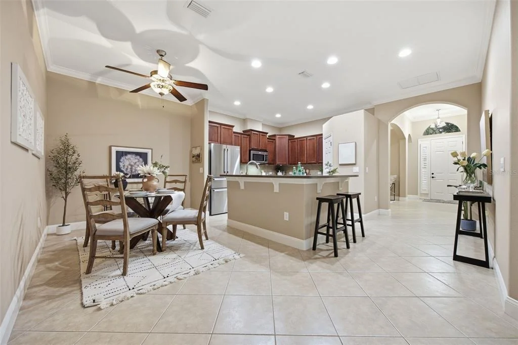 Photo of 2821 DEVONOAK BOULEVARD