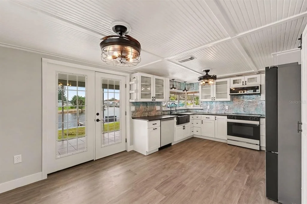 Photo of 4865 SHELL STREAM BOULEVARD