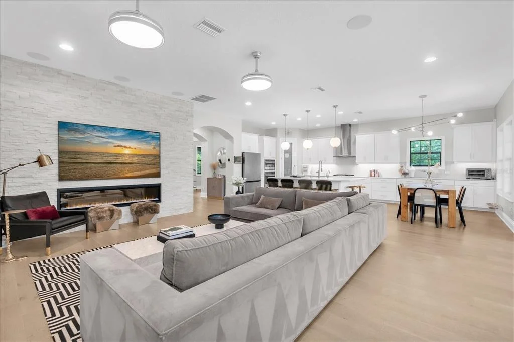 Photo of 3099 BARBOUR TRAIL